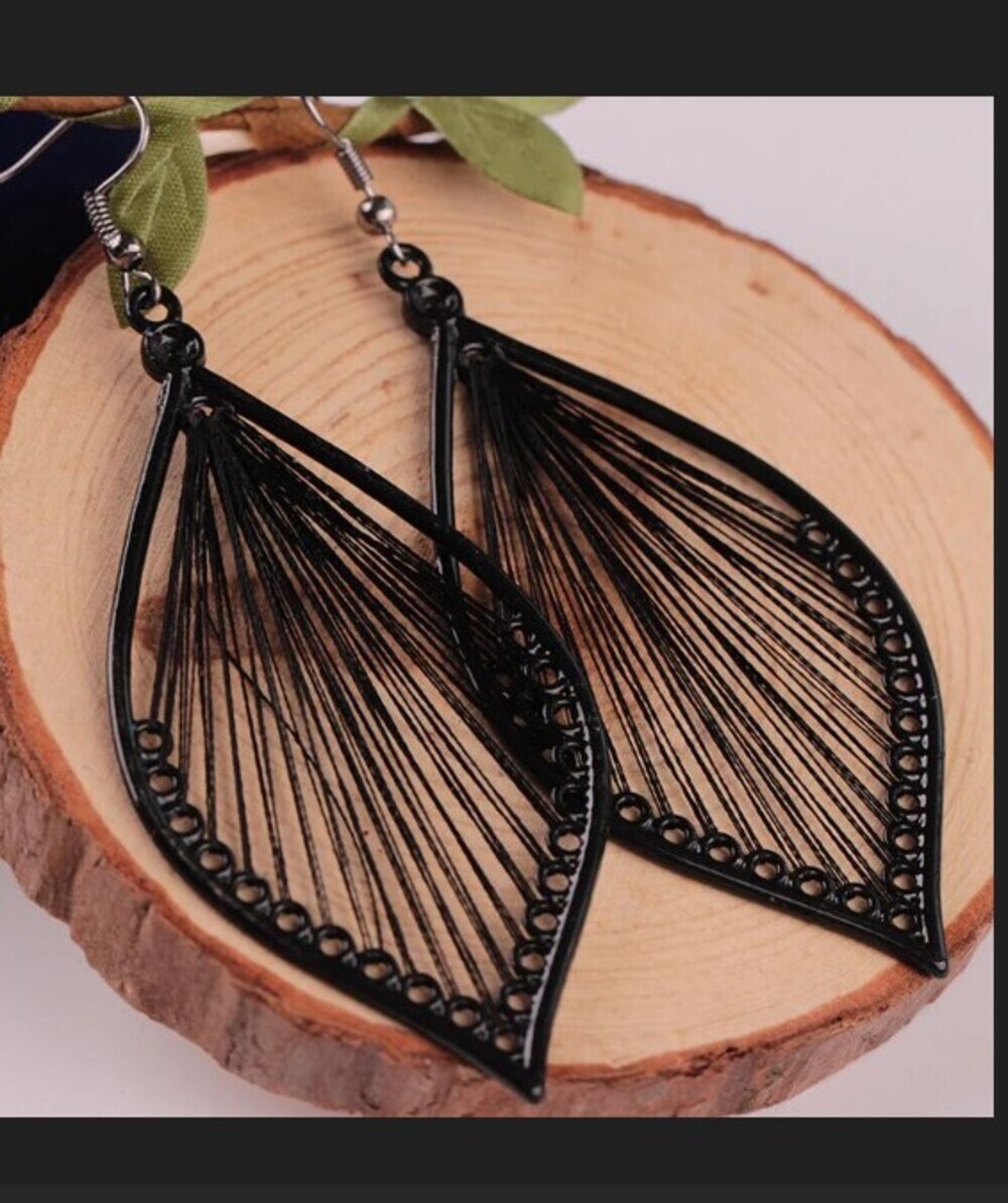 Bohemian Abstract Leaf Black Alloy String Earrings Lightweight w/ Free Gift